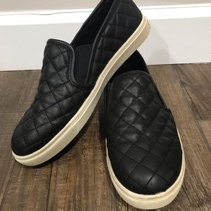 Steve Madden slip on sneakers
